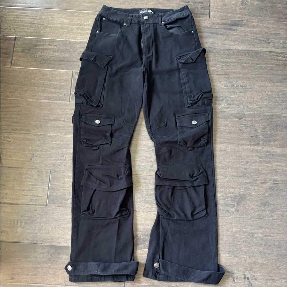 Fashion Nova Black High-Waisted Jeans